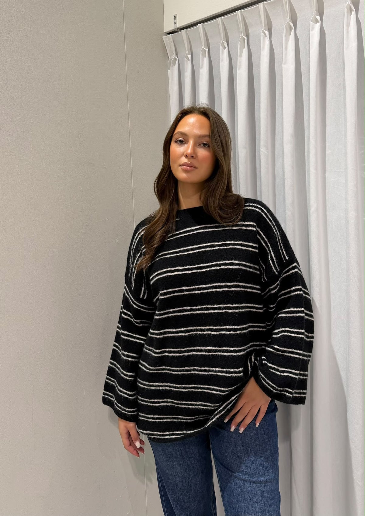 Ester trui black