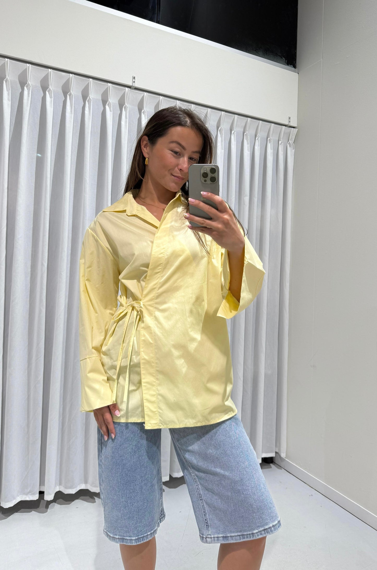 Evelyn blouse yellow