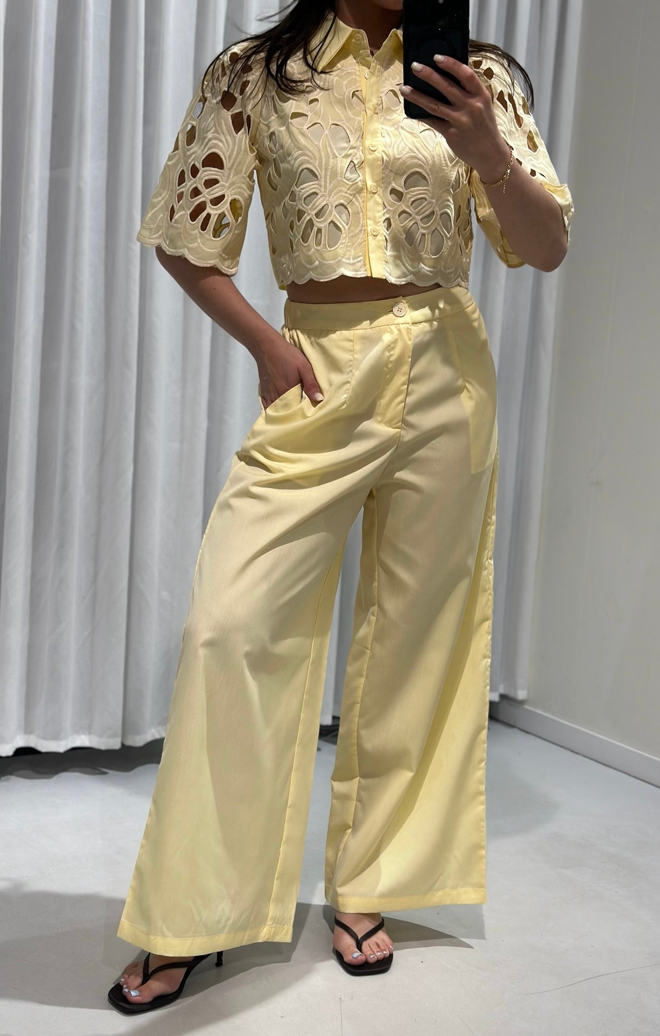 Alina 2-piece set yellow
