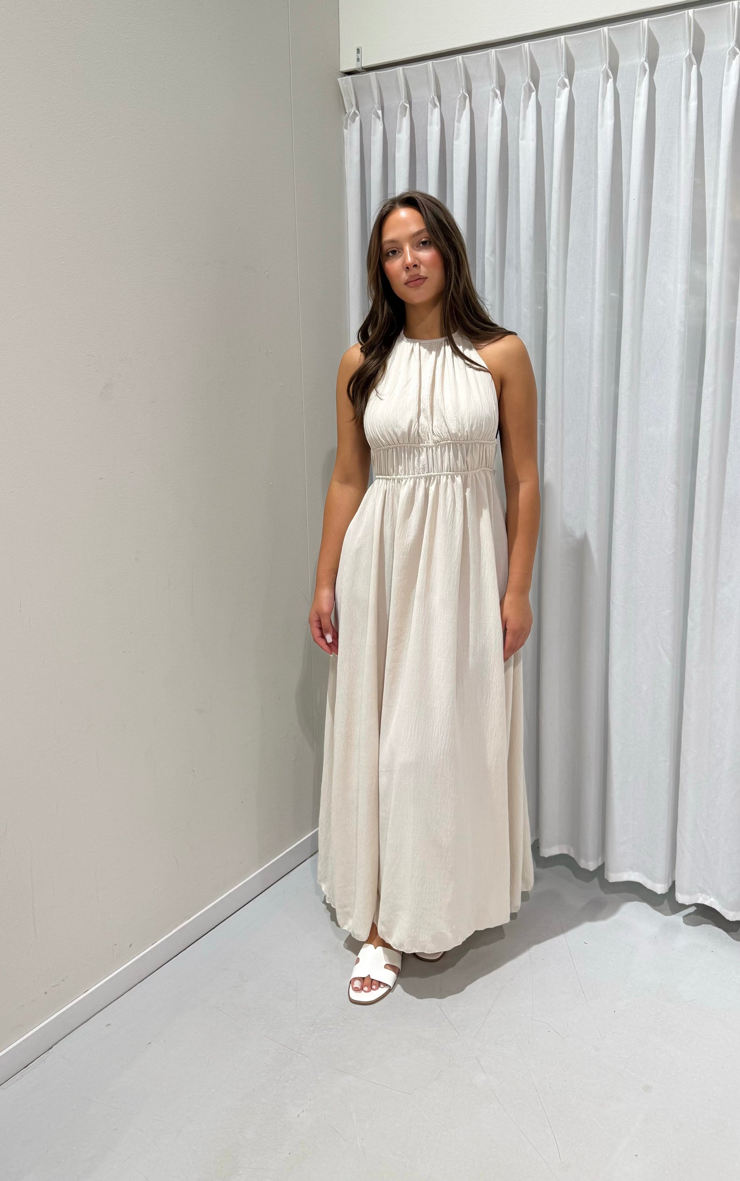 Alix dress beige