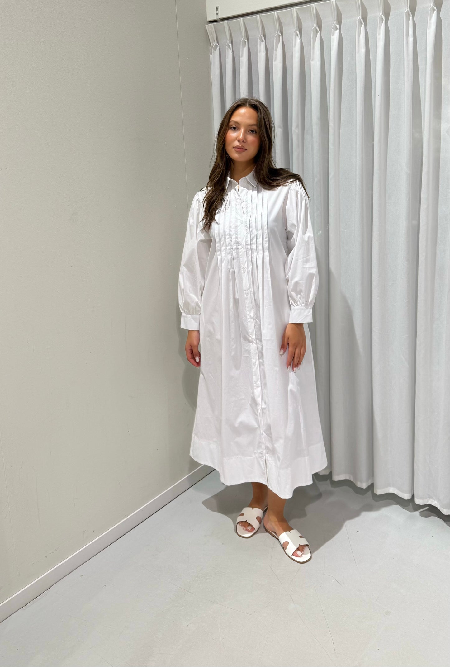 Nomi dress white