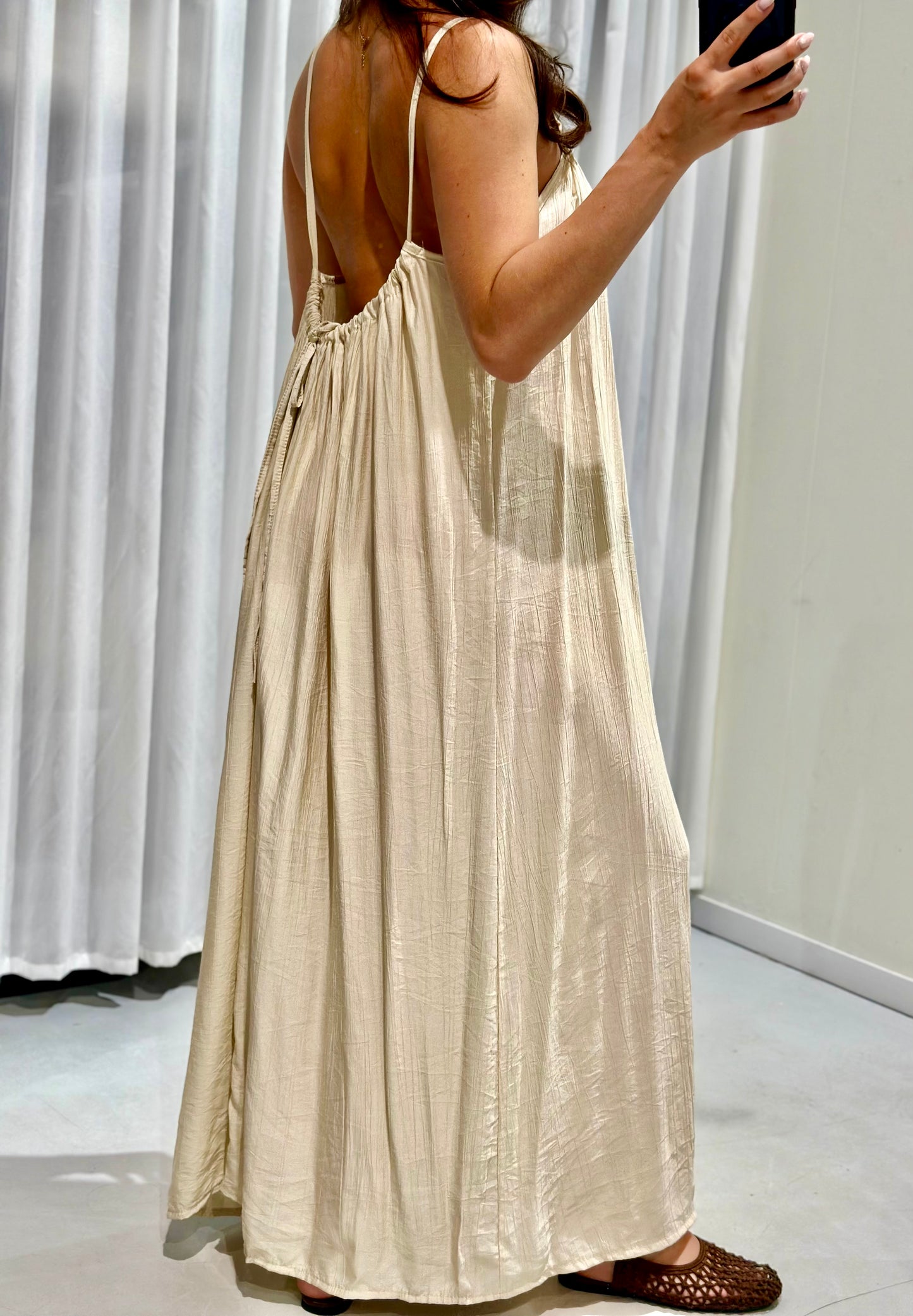Emily dress beige