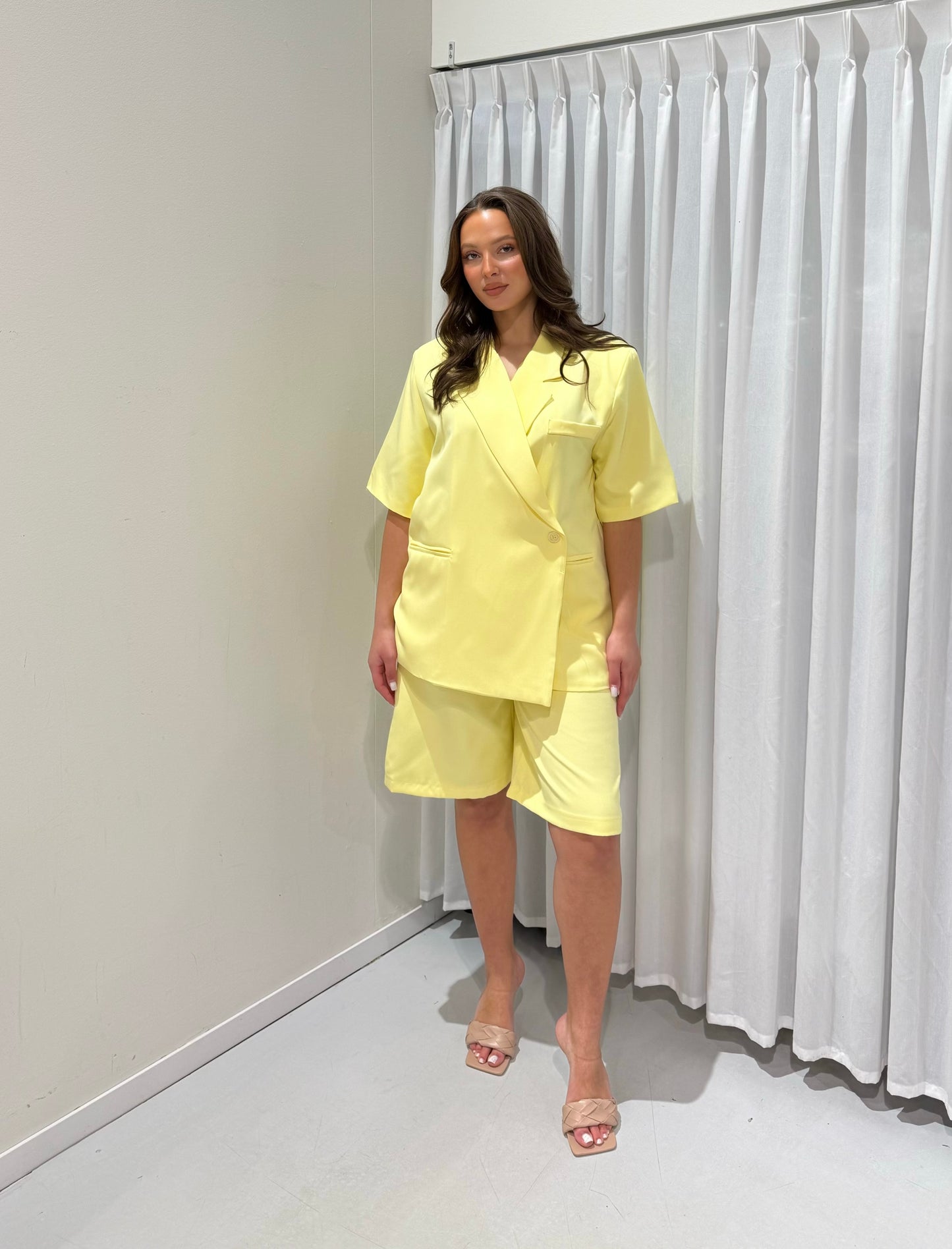 Kendall 2-piece set yellow
