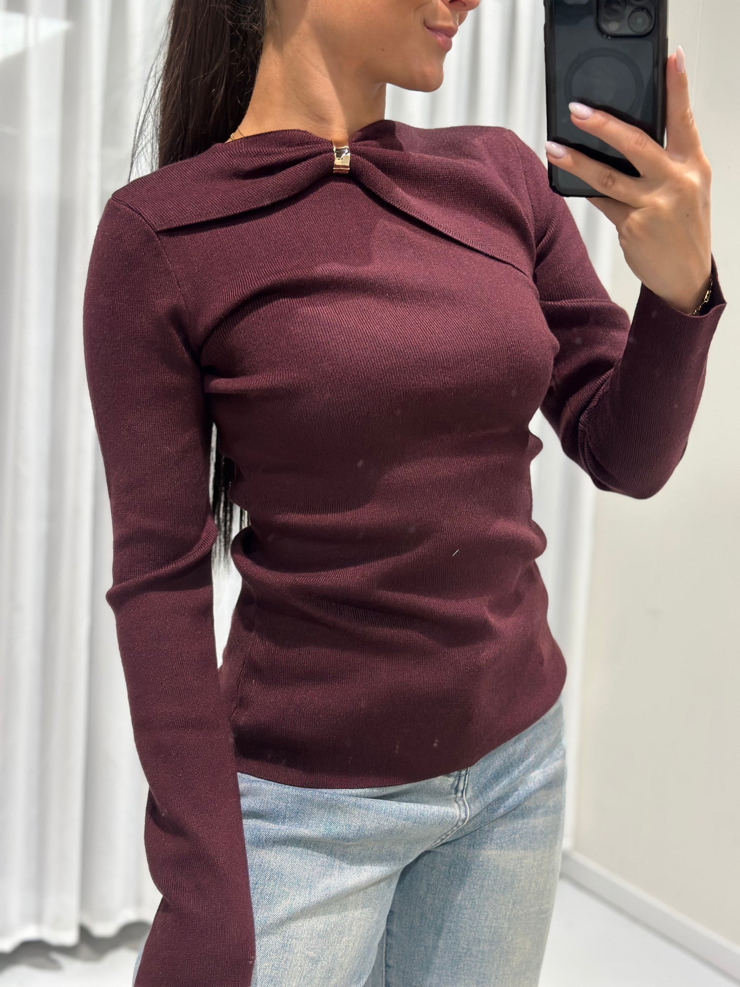 Rihanna top burgundy
