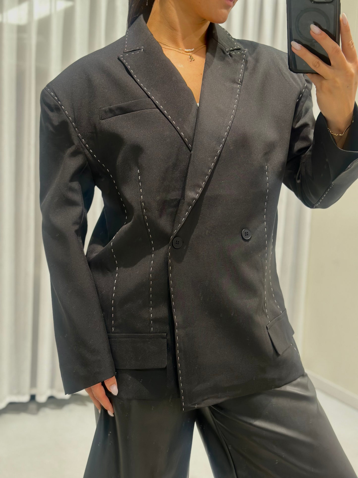 Milana blazer black