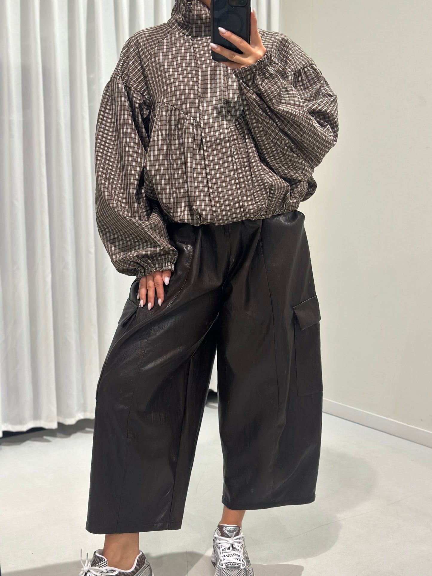 Riva vest brown