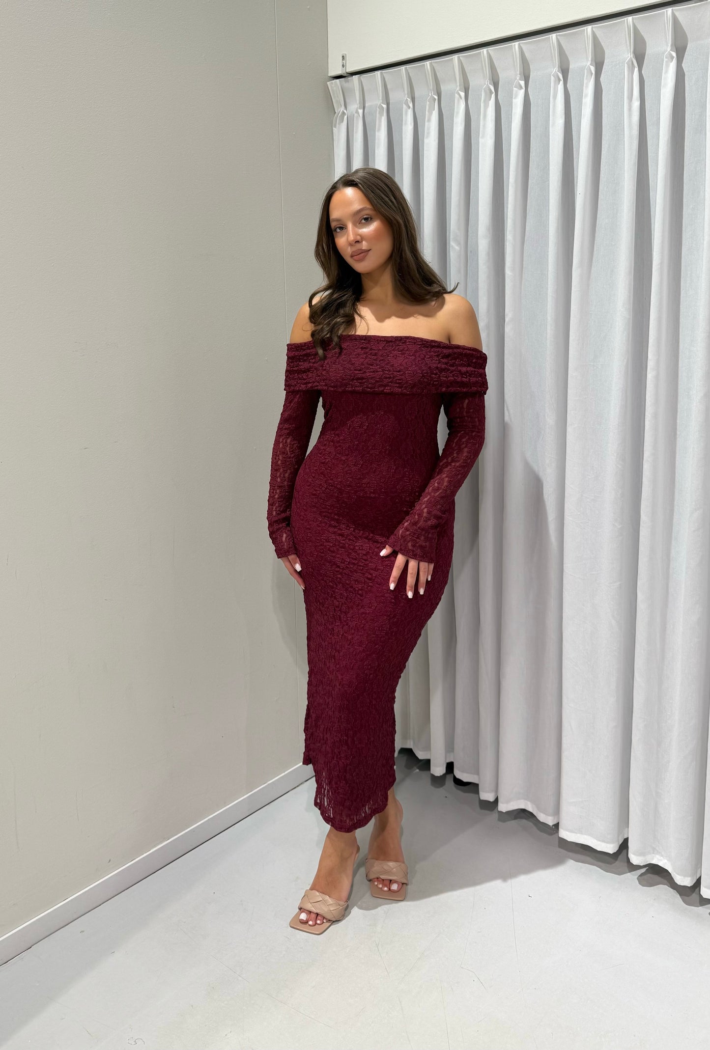 Gigi dress burgundy