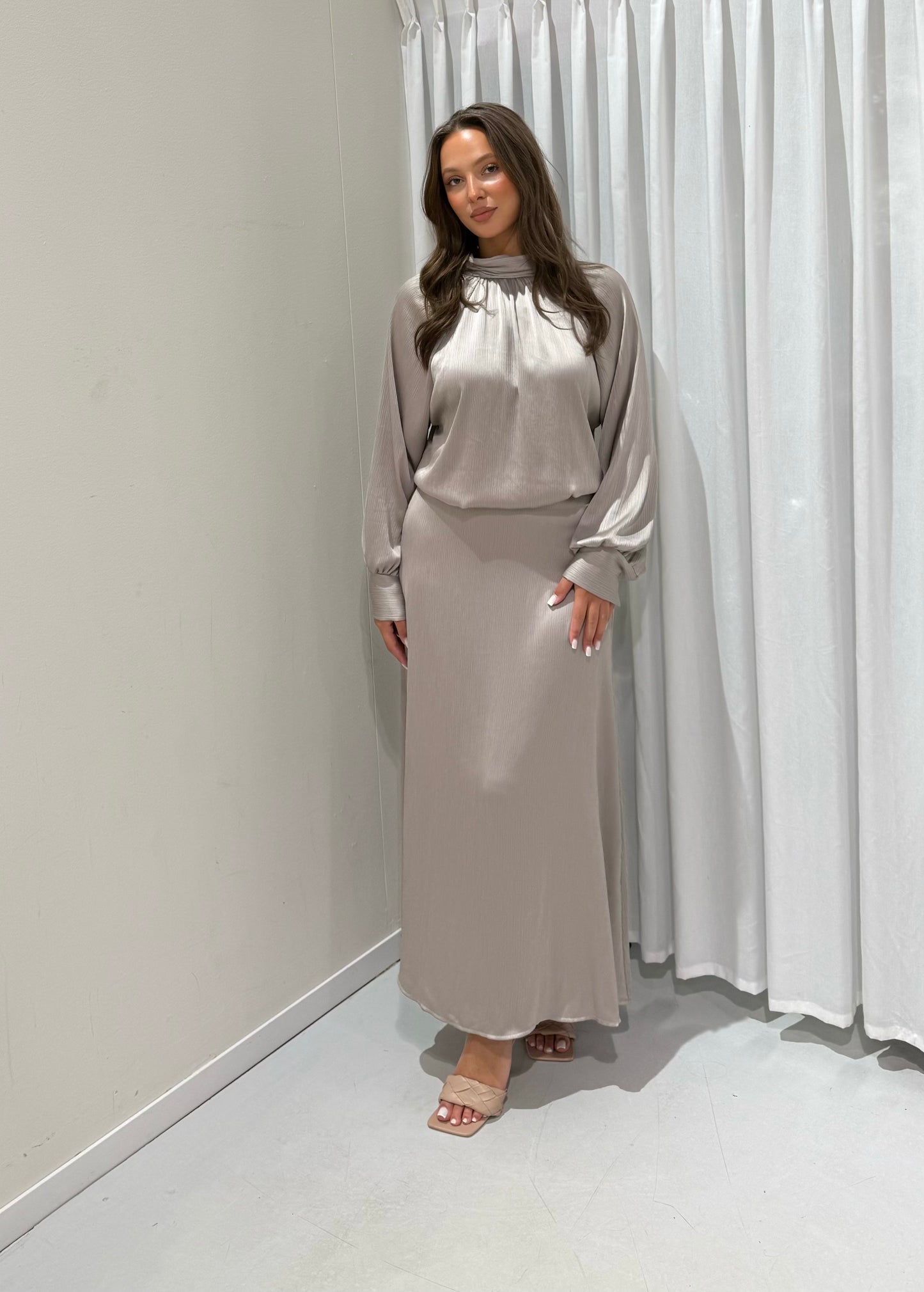 Robin co-ord set taupe