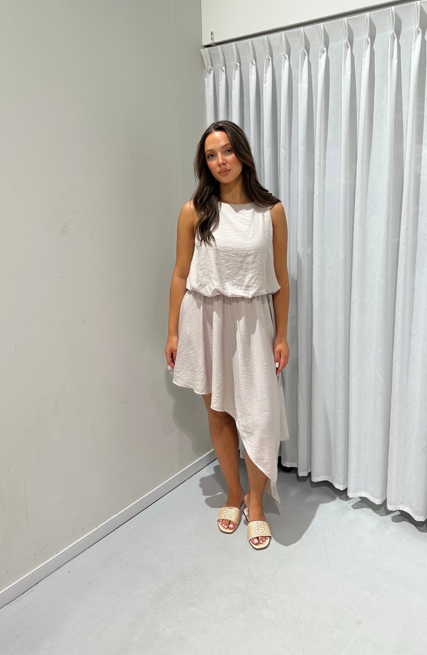 Ava dress beige
