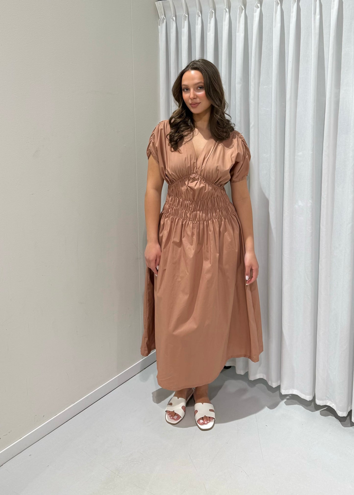 Sisi dress brown