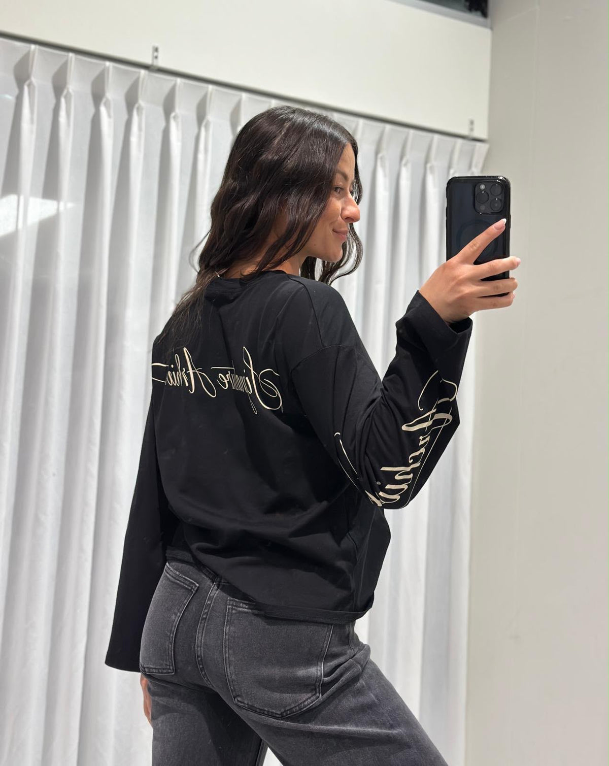 Kyra tee black
