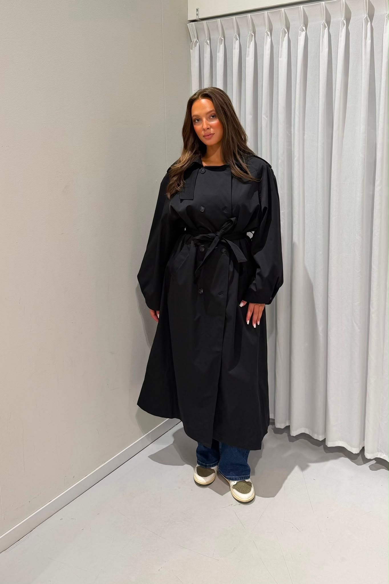Long trenchcoat black
