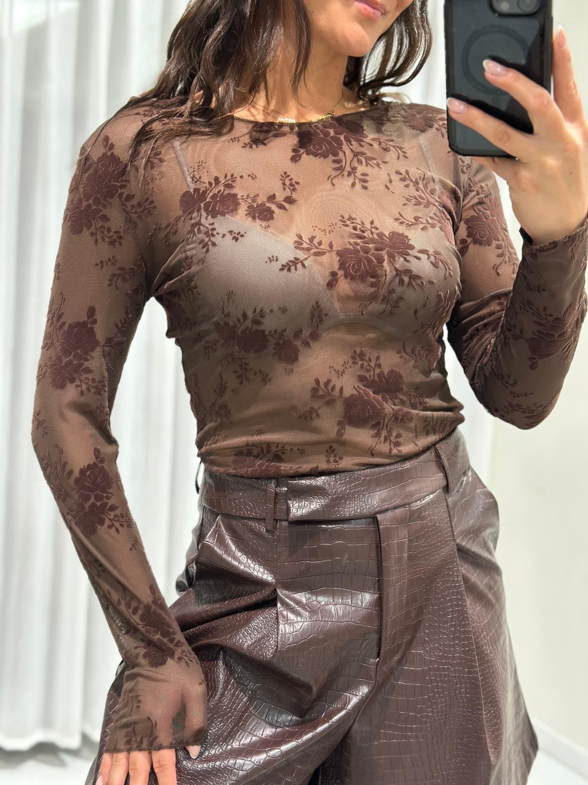 Ninthe top brown