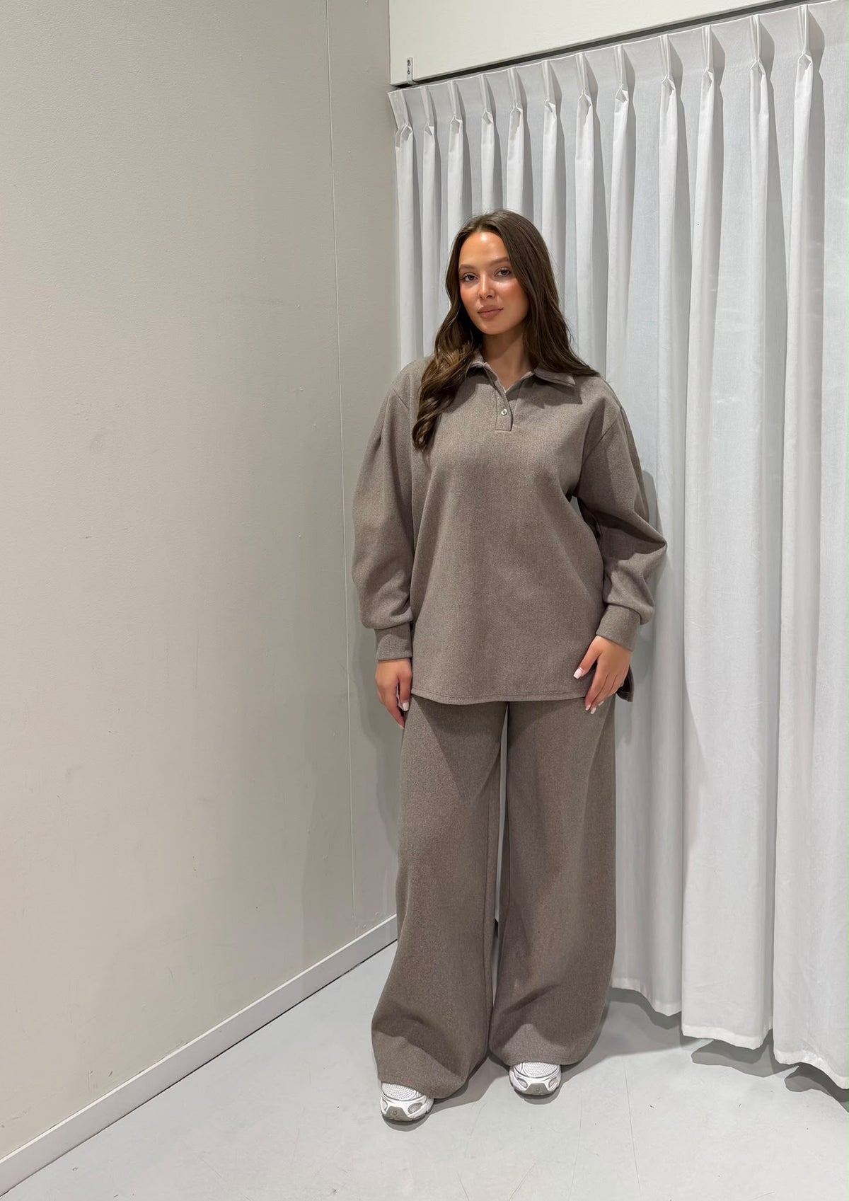 Fien 2 piece set taupe