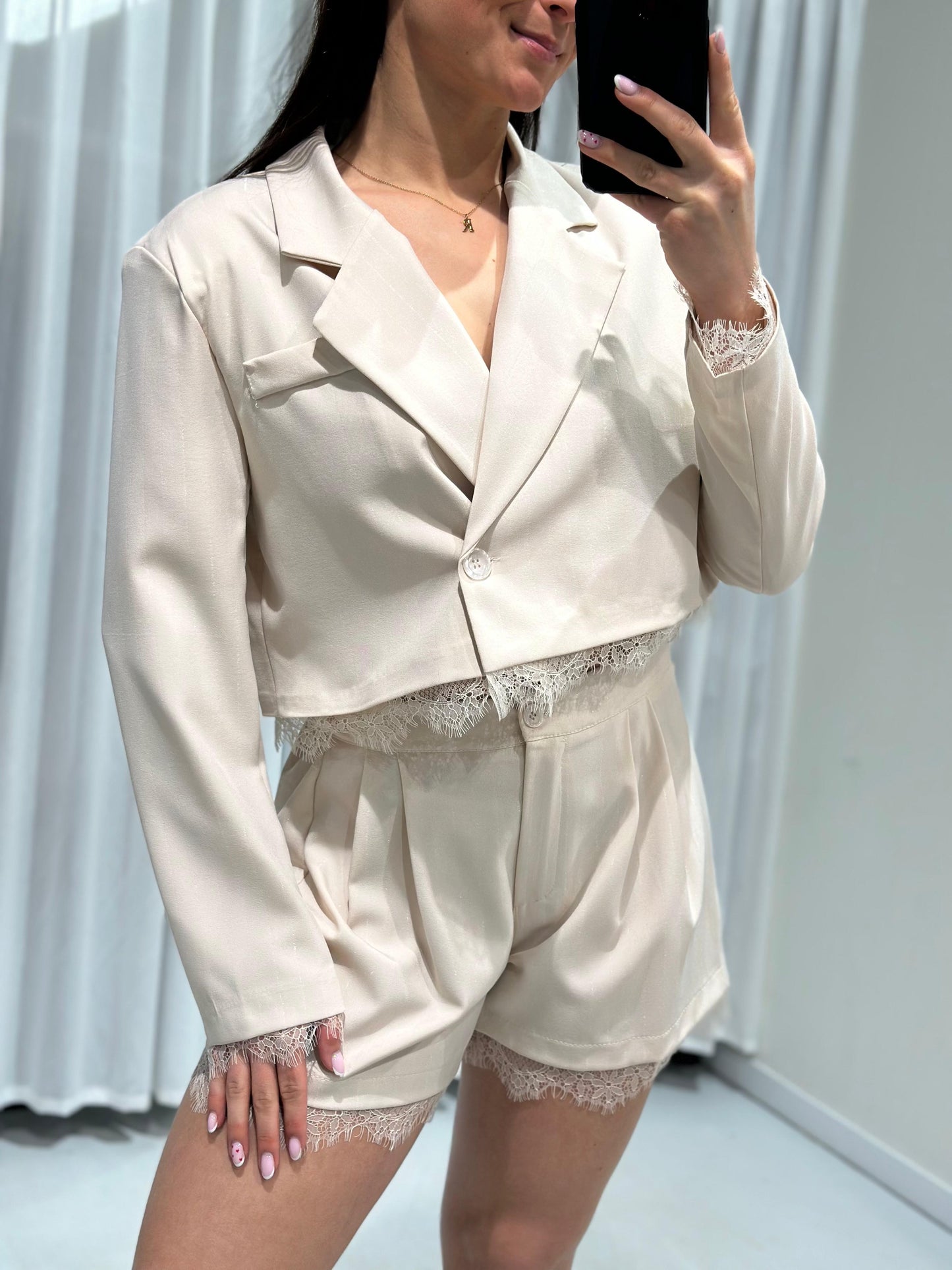 Aaliyah 2-piece set beige