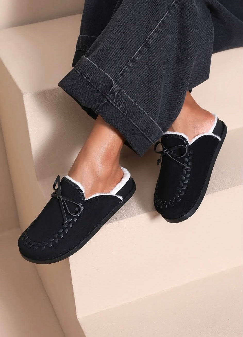 Fur loafers black