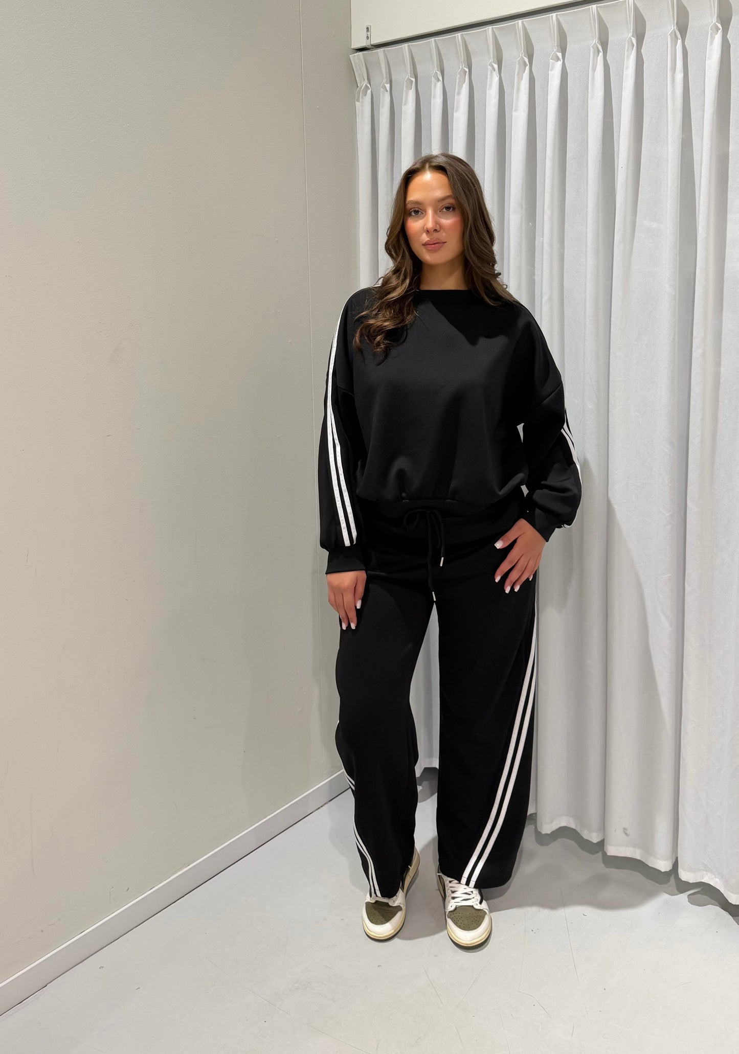 Louise 2 piece set black