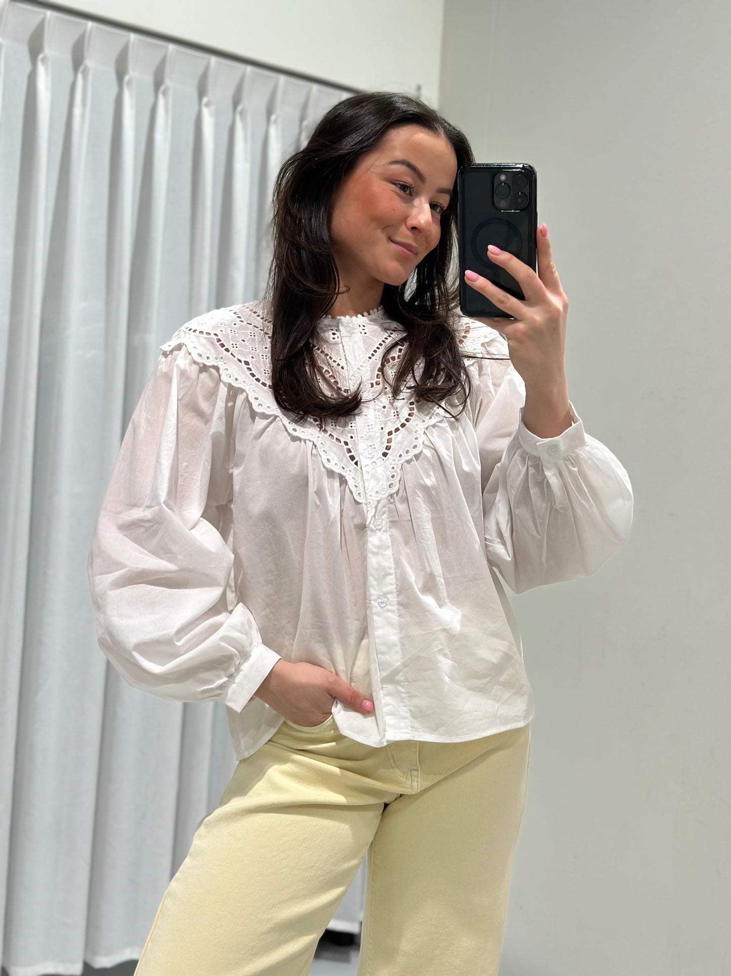 Nofi blouse white