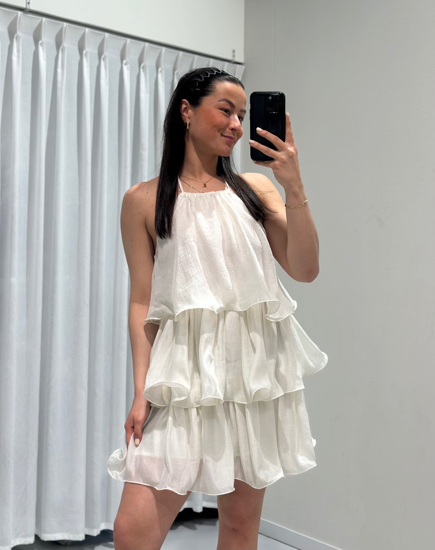 Jennifer dress beige