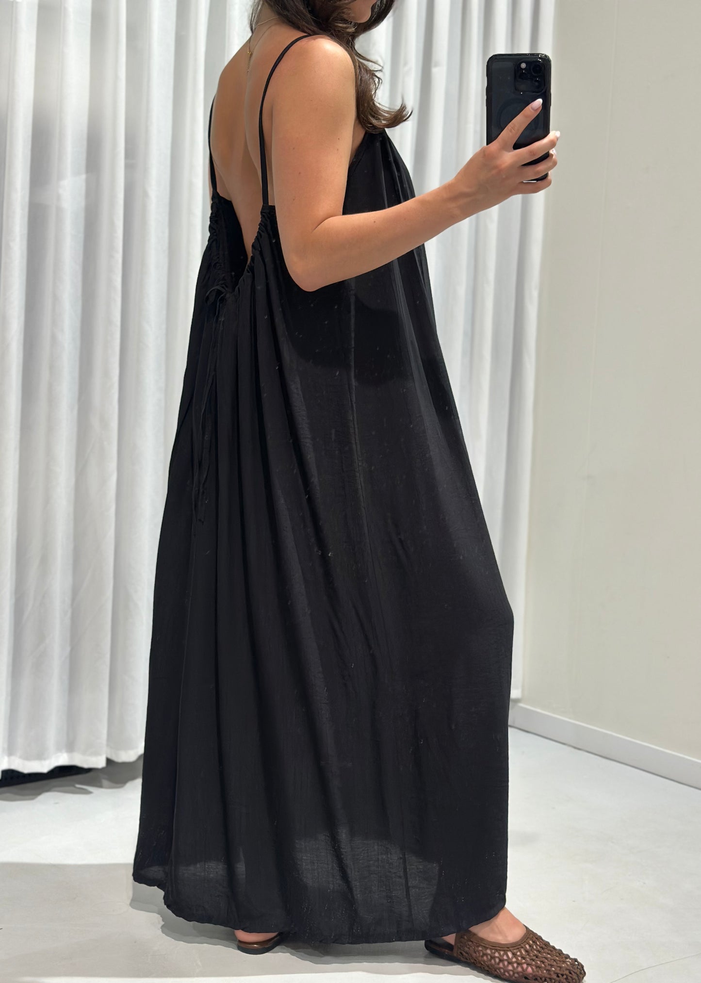 Emily dress black
