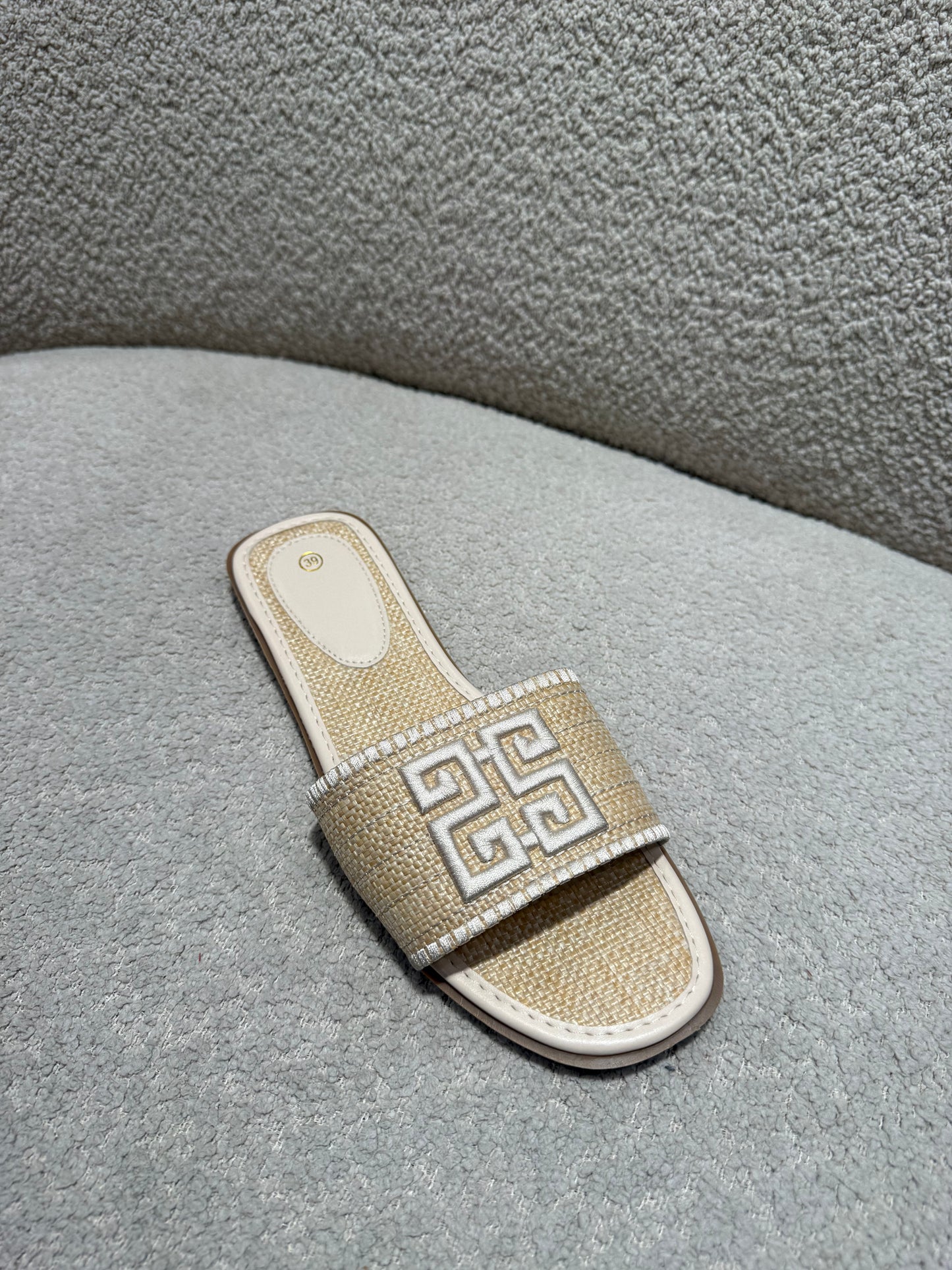Jorik slippers beige
