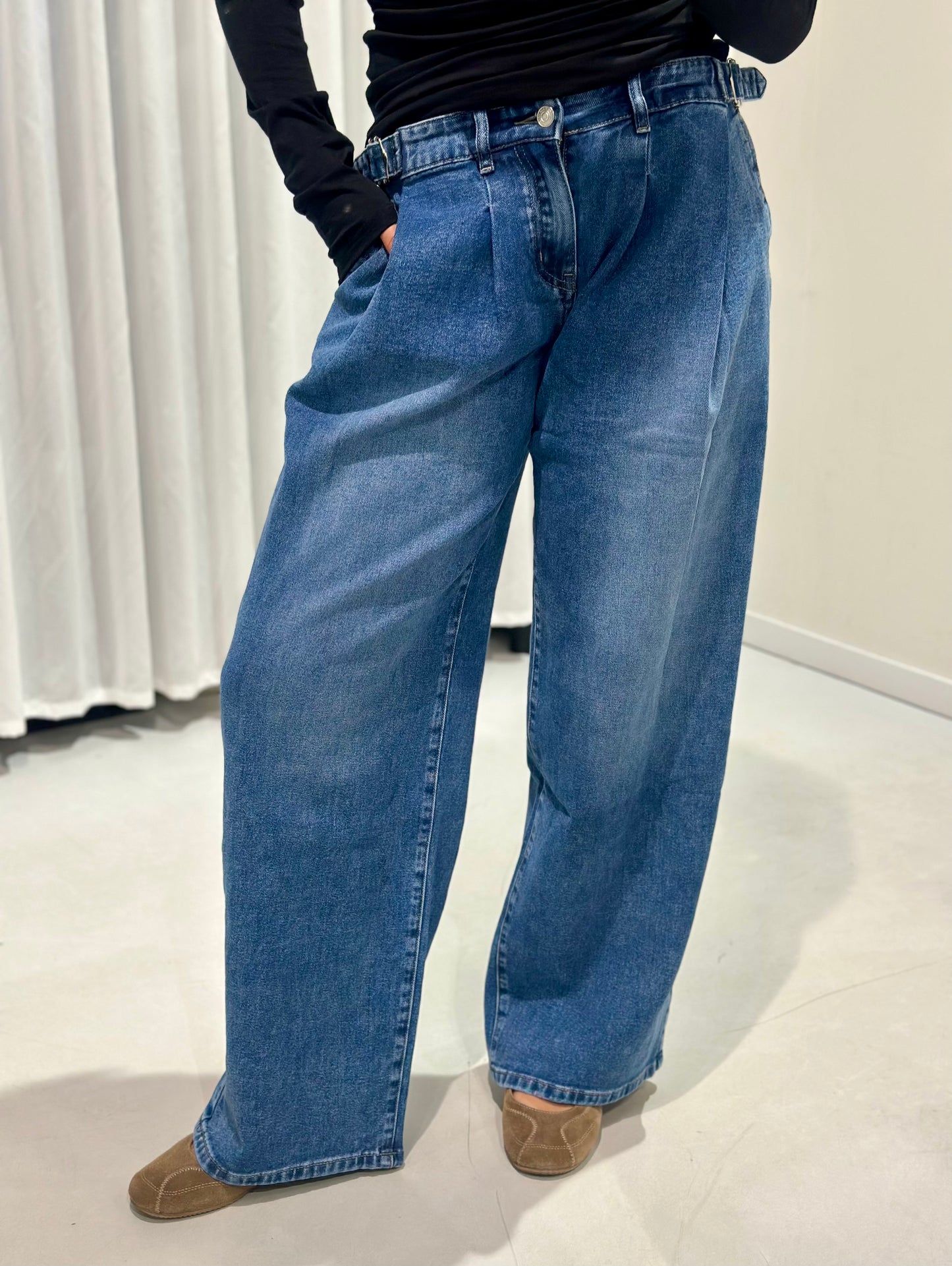 Ava jeans