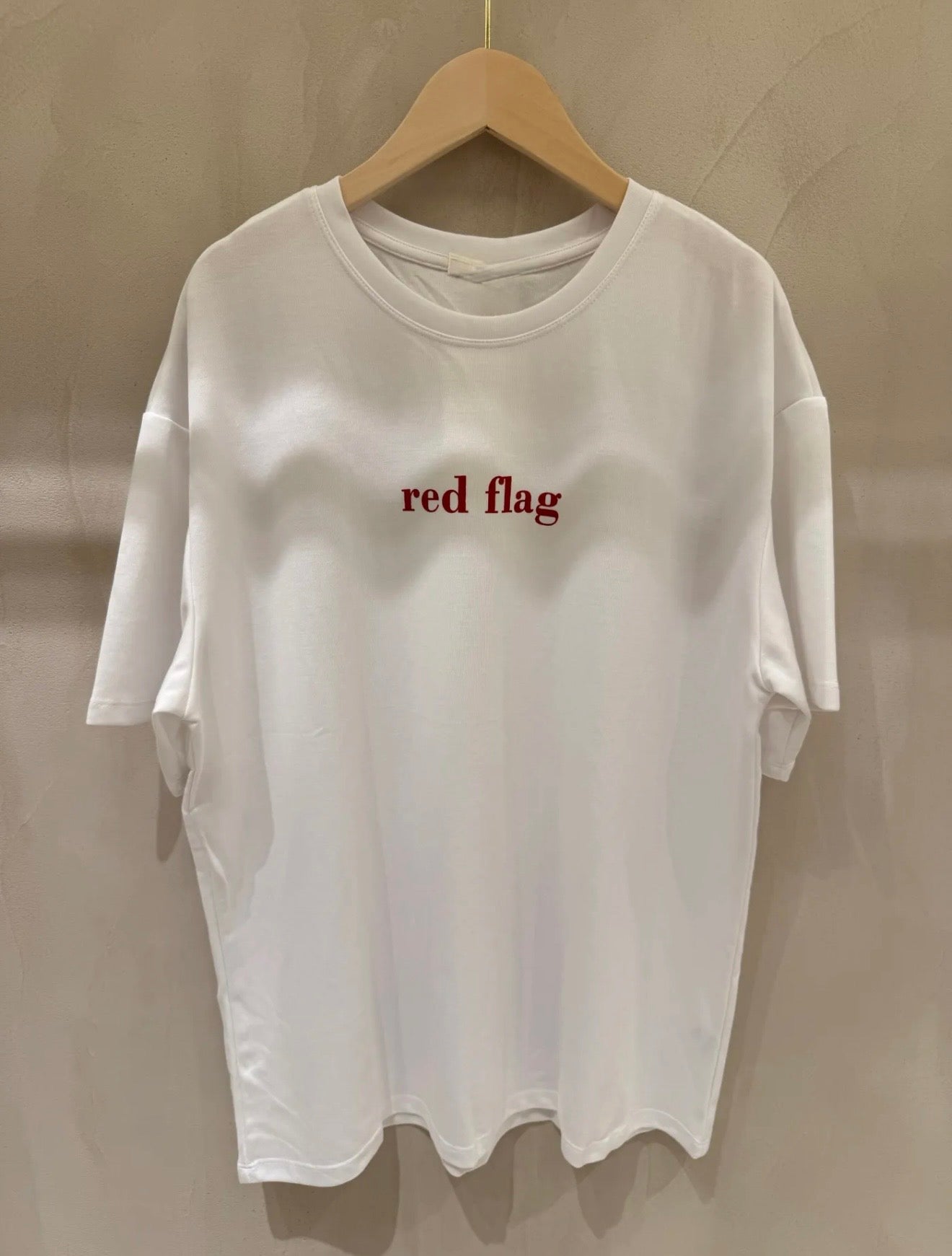 Red flag tee