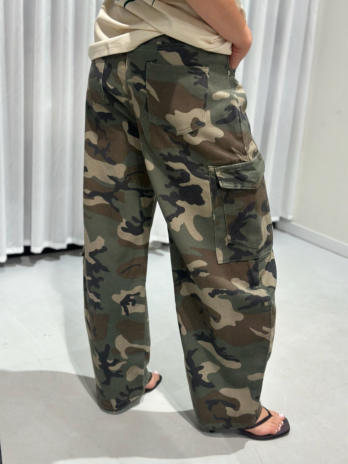 Chantal camo pants