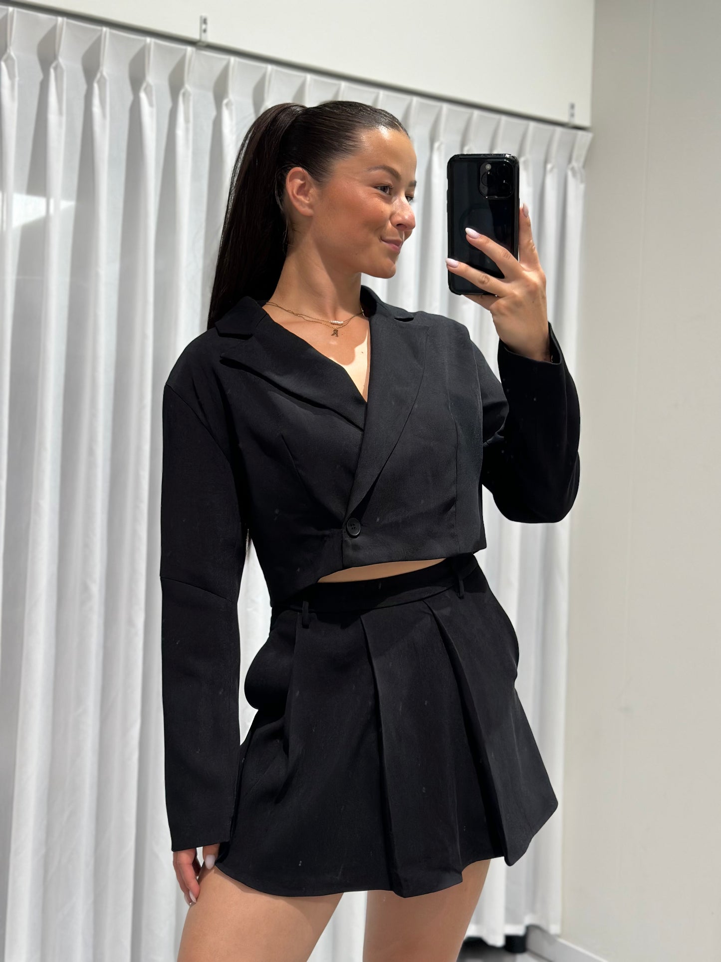 Lynn 2 piece set black