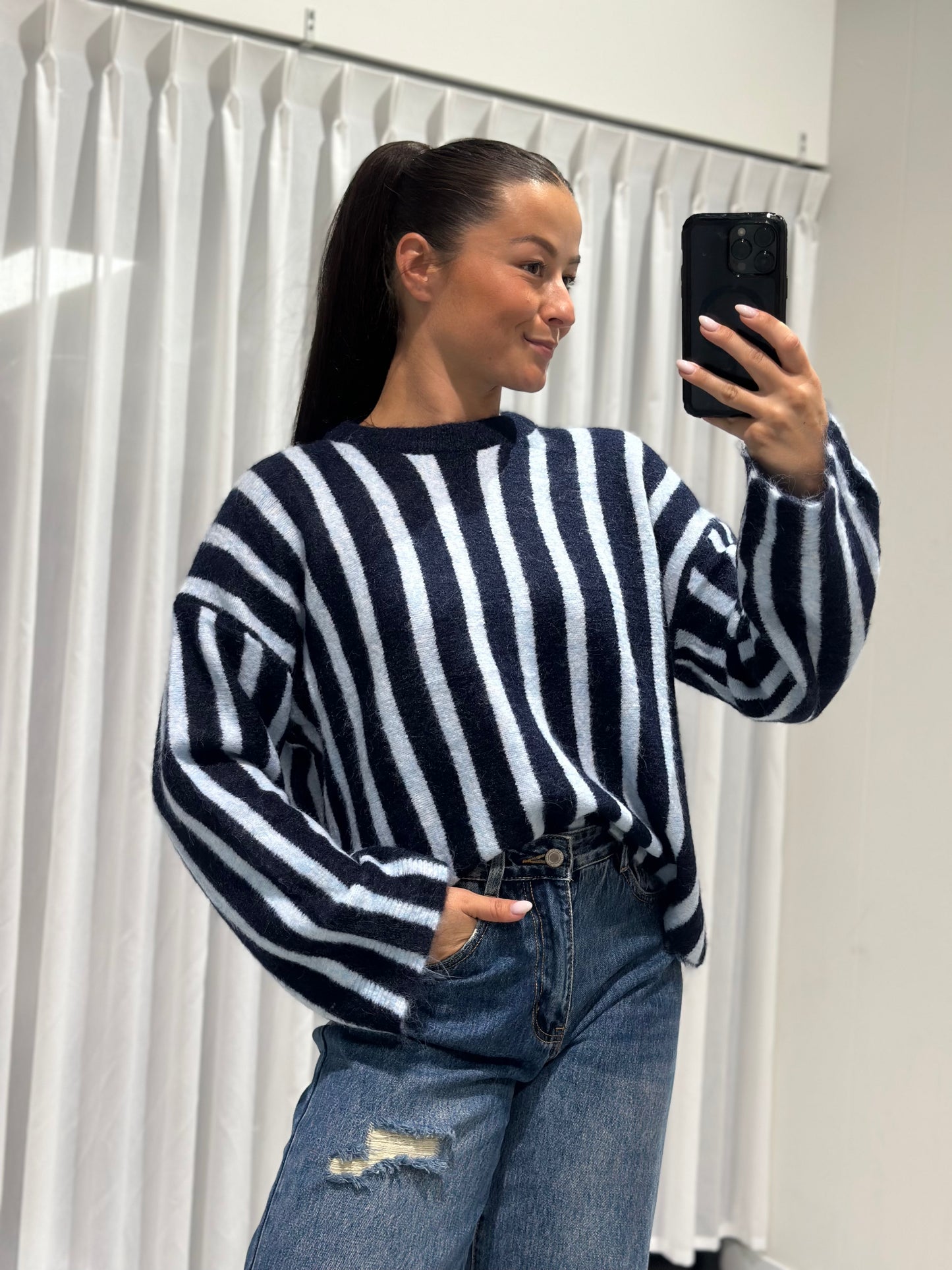 Amour sweater blue