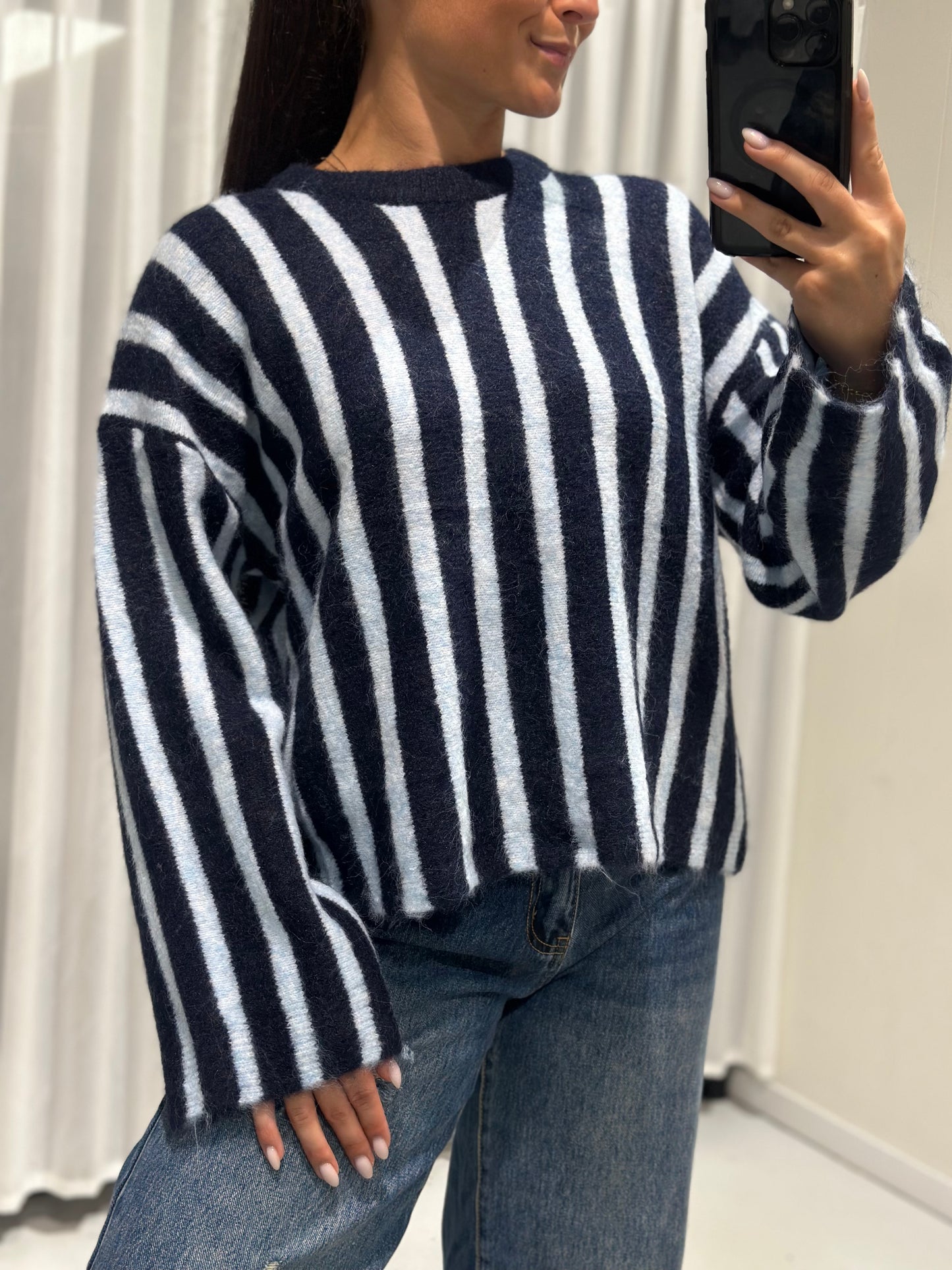 Amour sweater blue