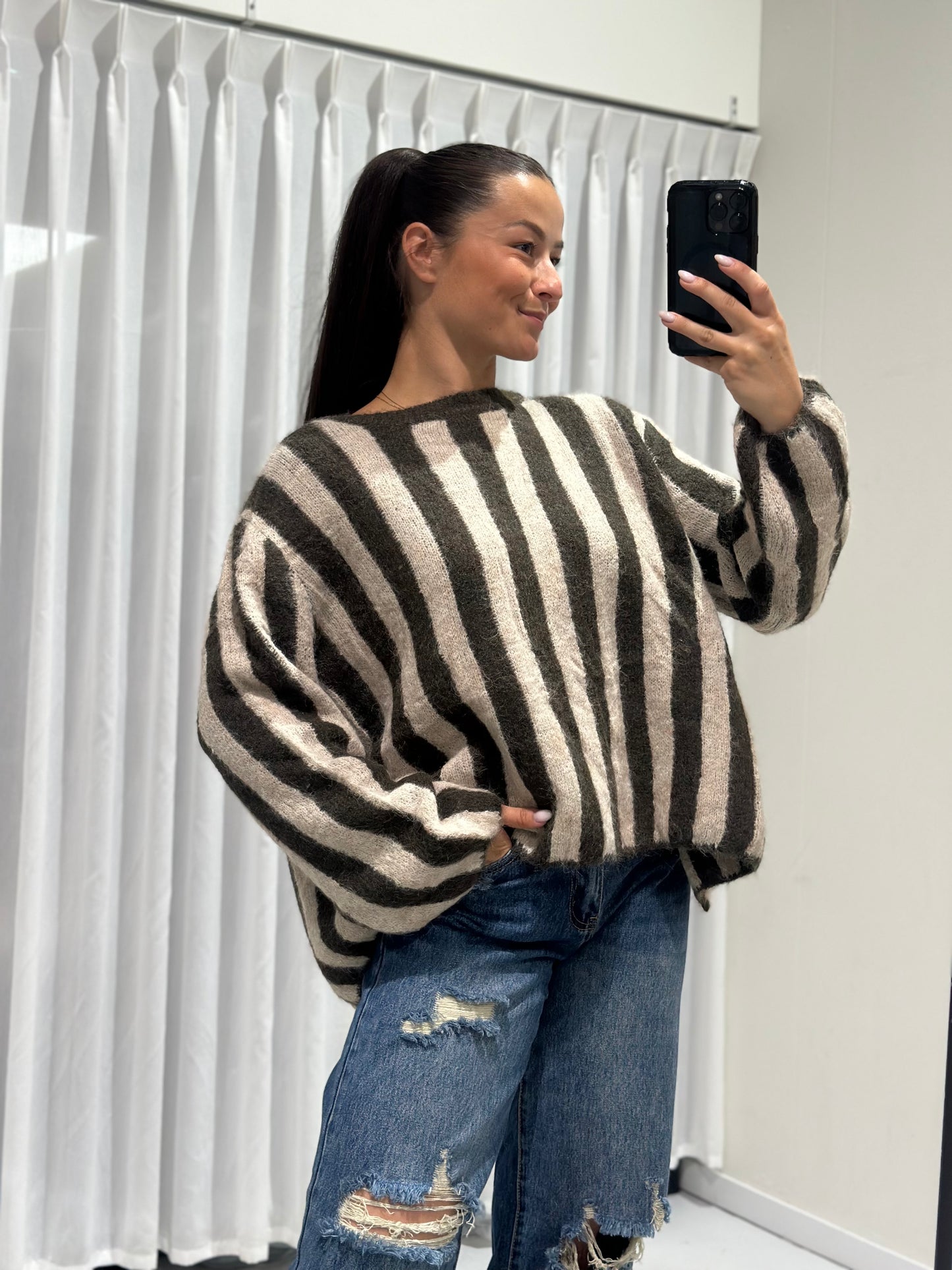 Sofia sweater green