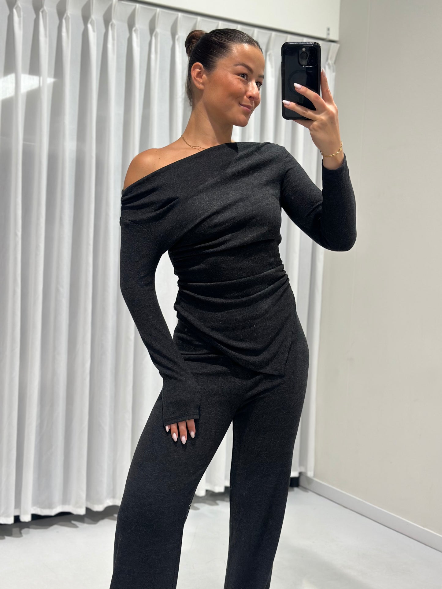 Livia 2 piece set black