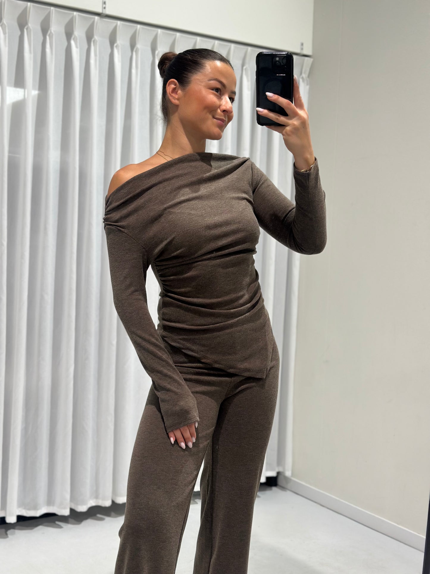 Livia 2 piece set brown