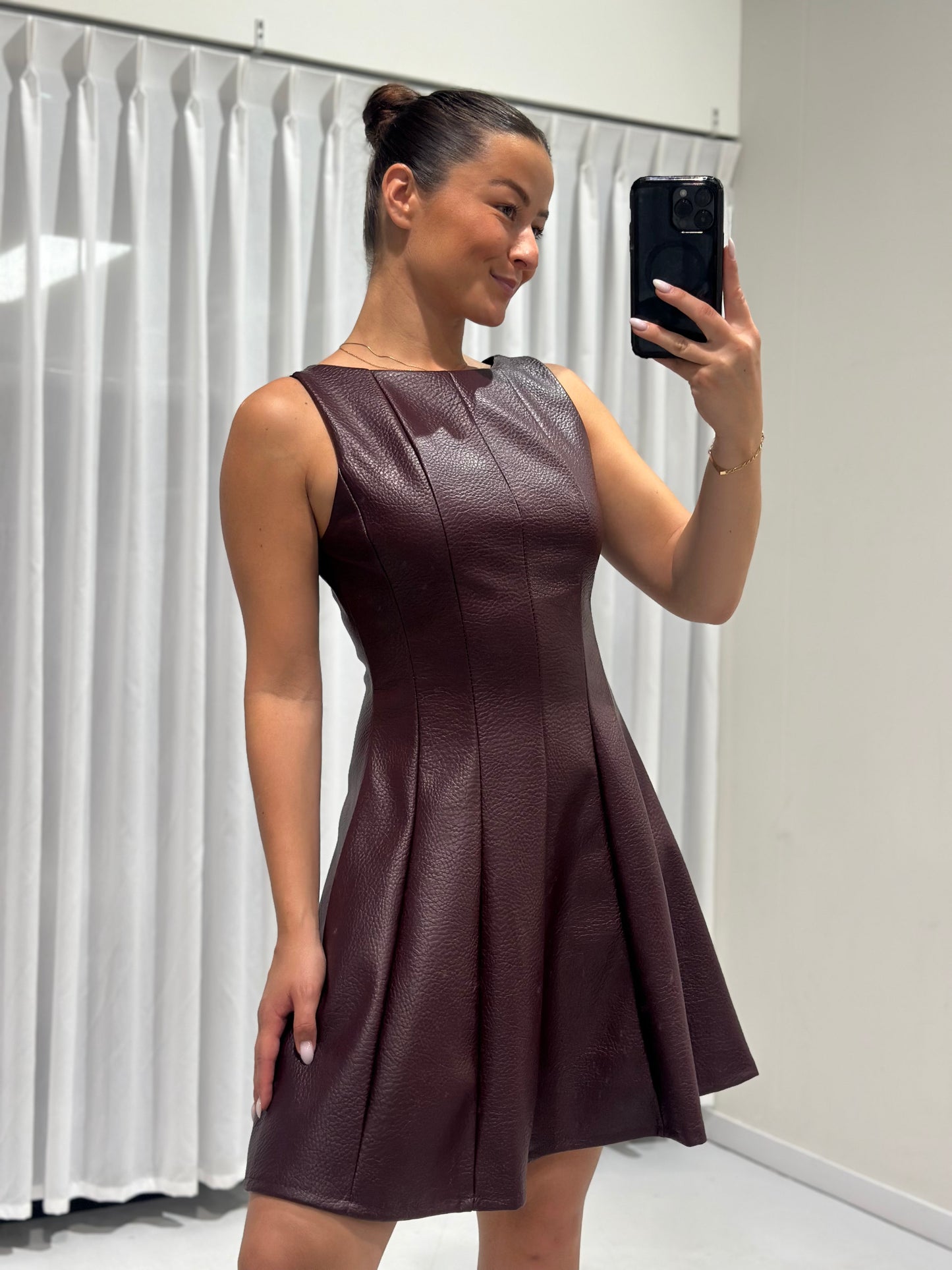 Lonneke dress burgundy