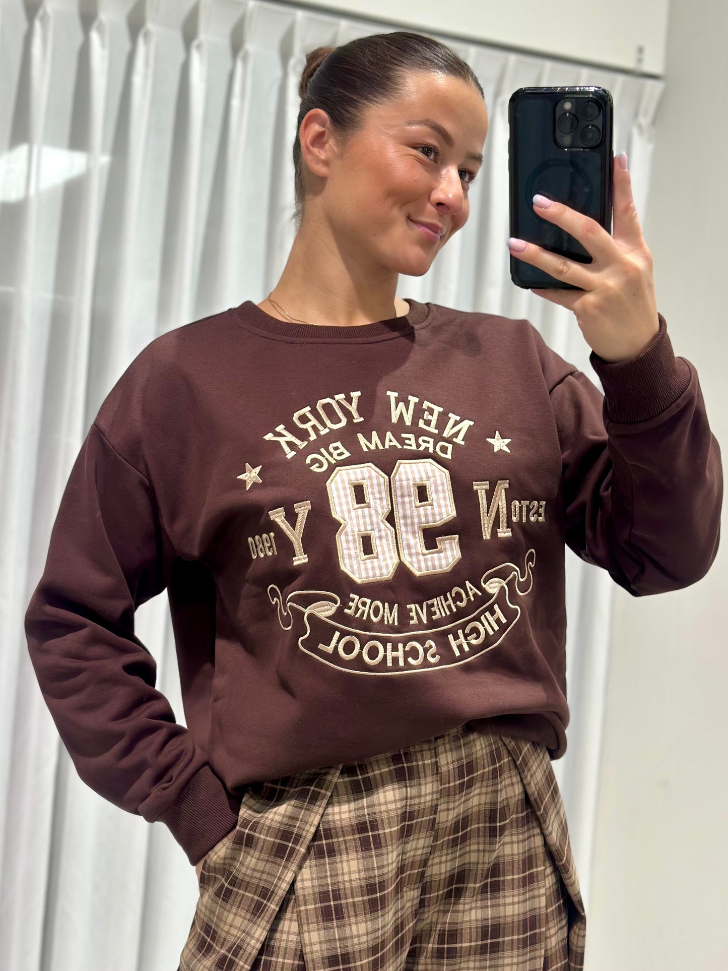 Amany sweater brown
