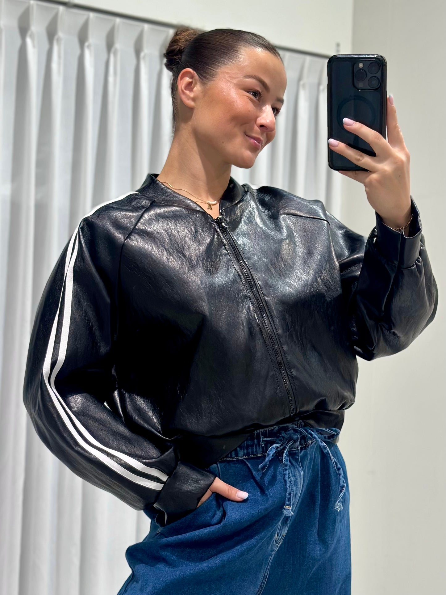 Feline jacket black
