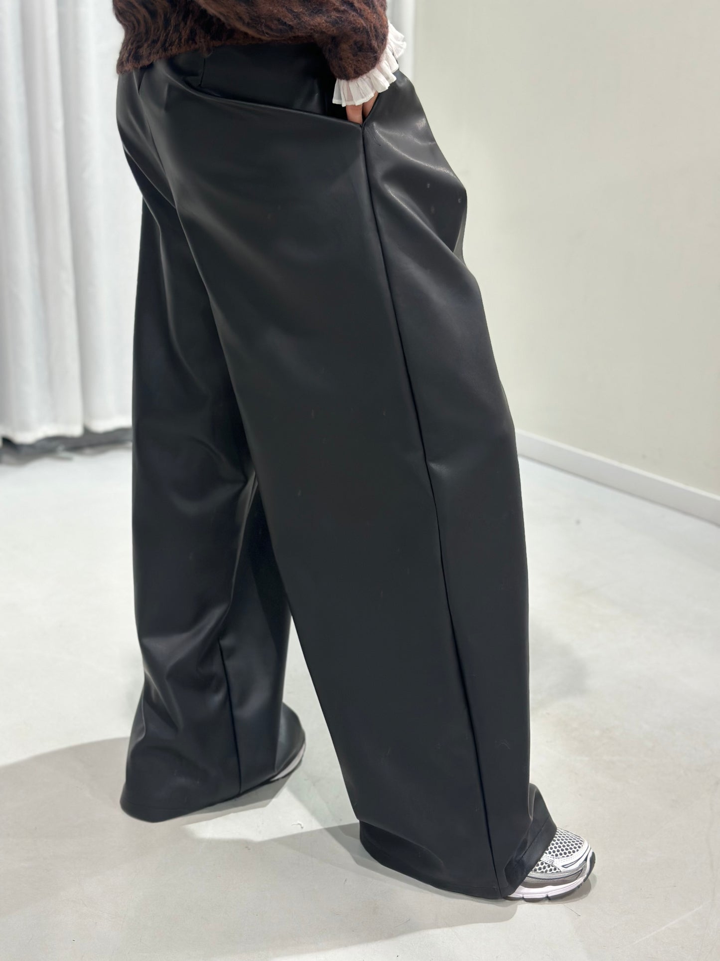 Hanna pants black