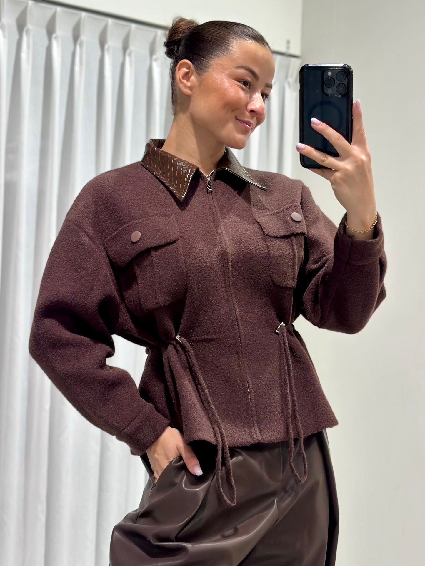 Femke vest brown