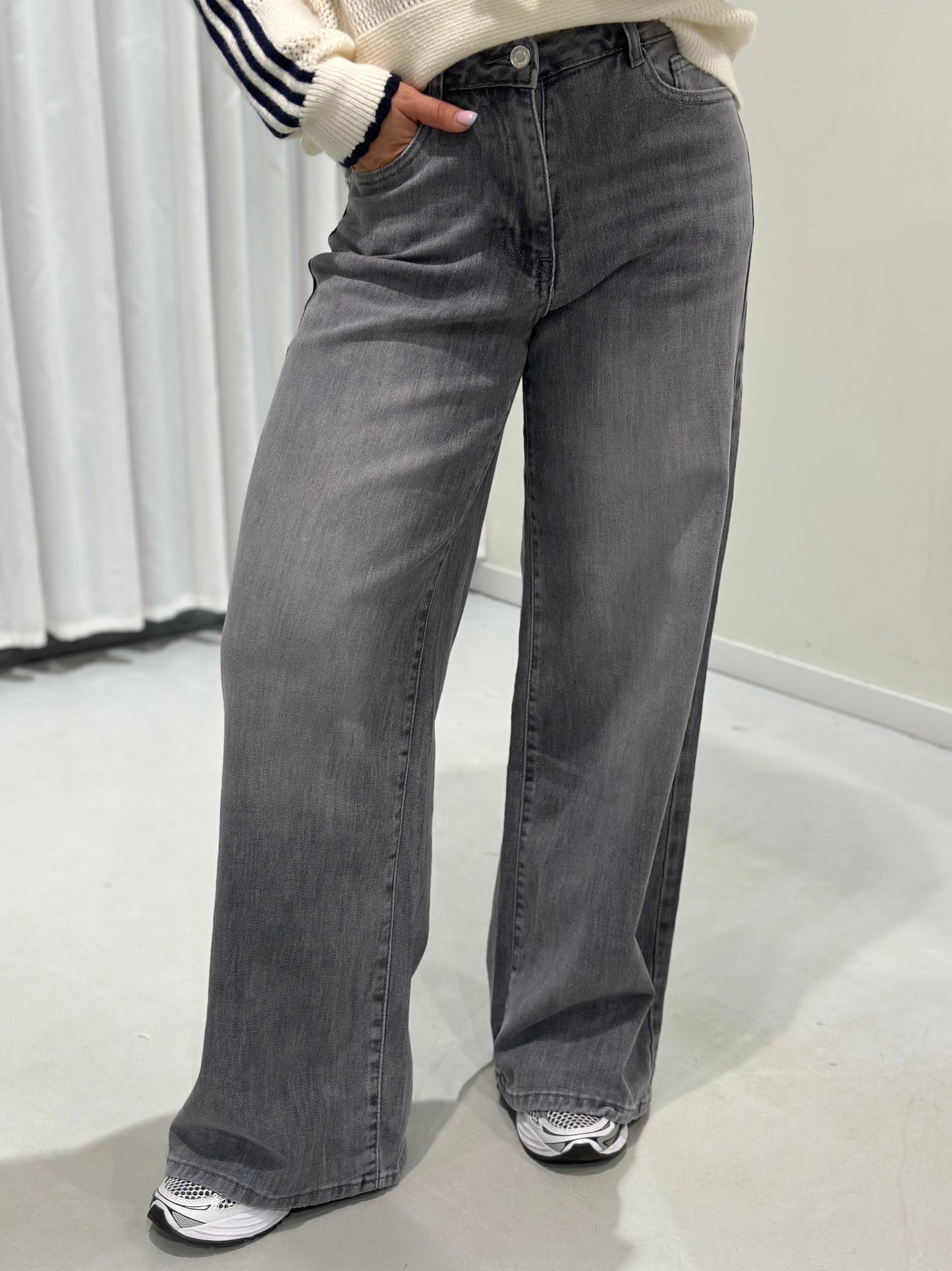 Juul jeans grey