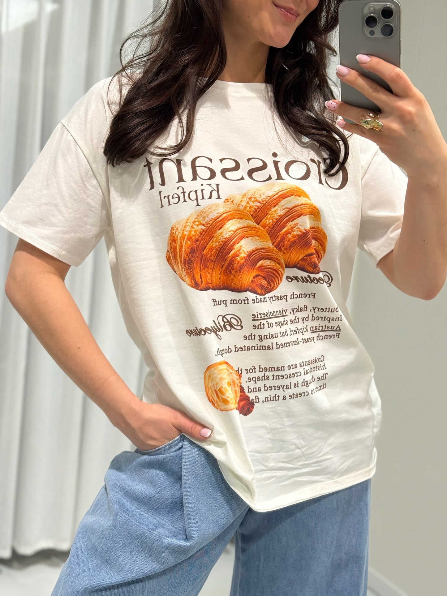 Croissant t-shirt