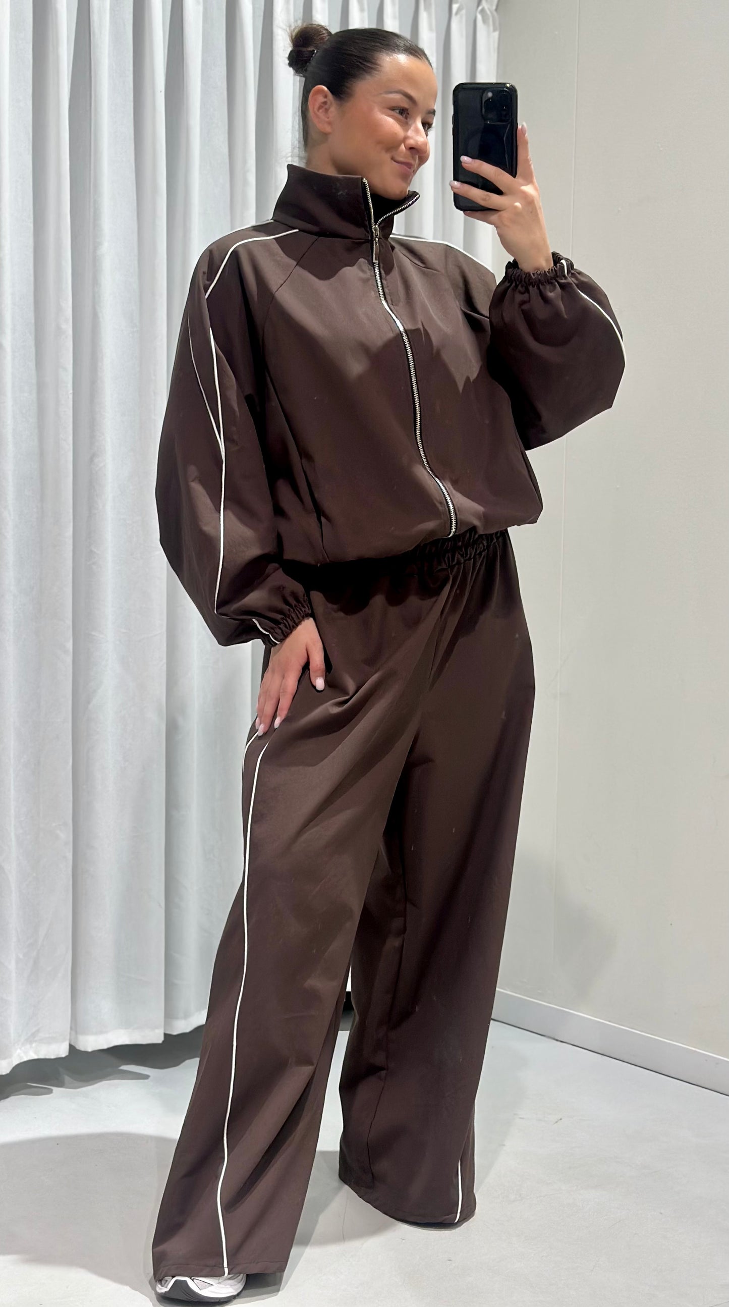 Uma 2 piece set brown
