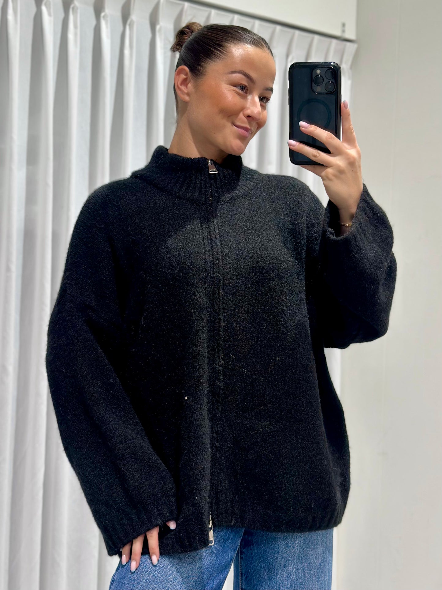 Hudy trui black