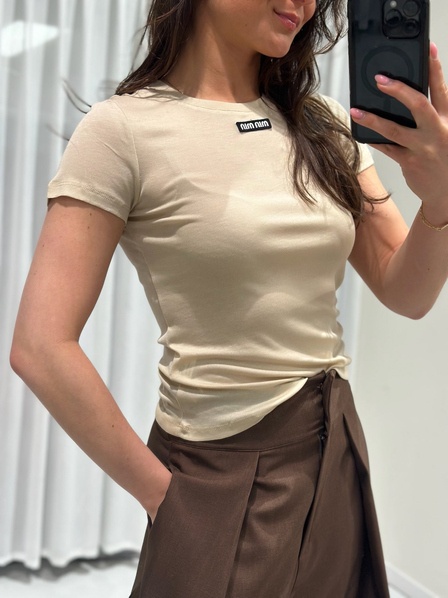 Momo t-shirt beige