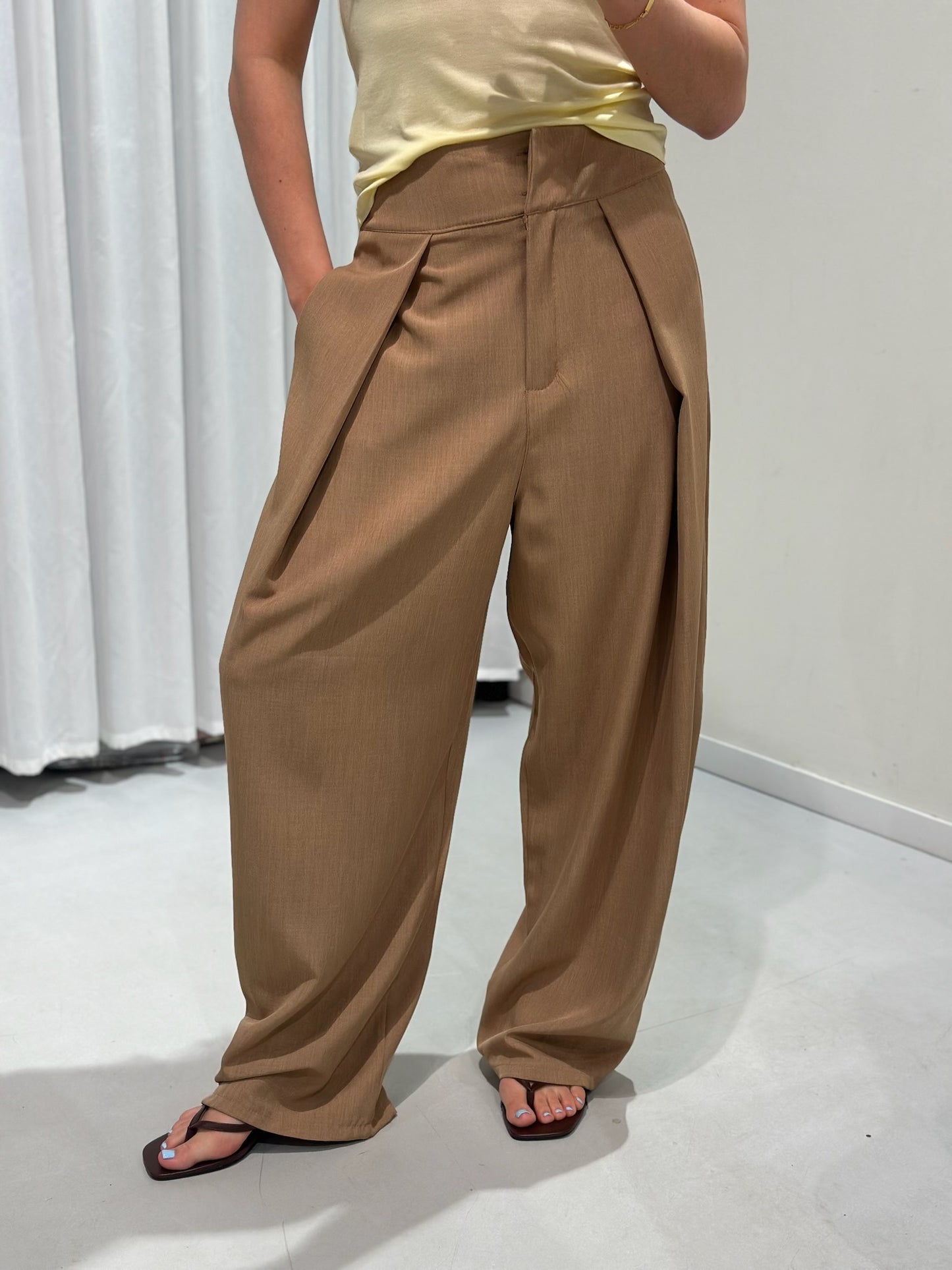 Kiana pants camel