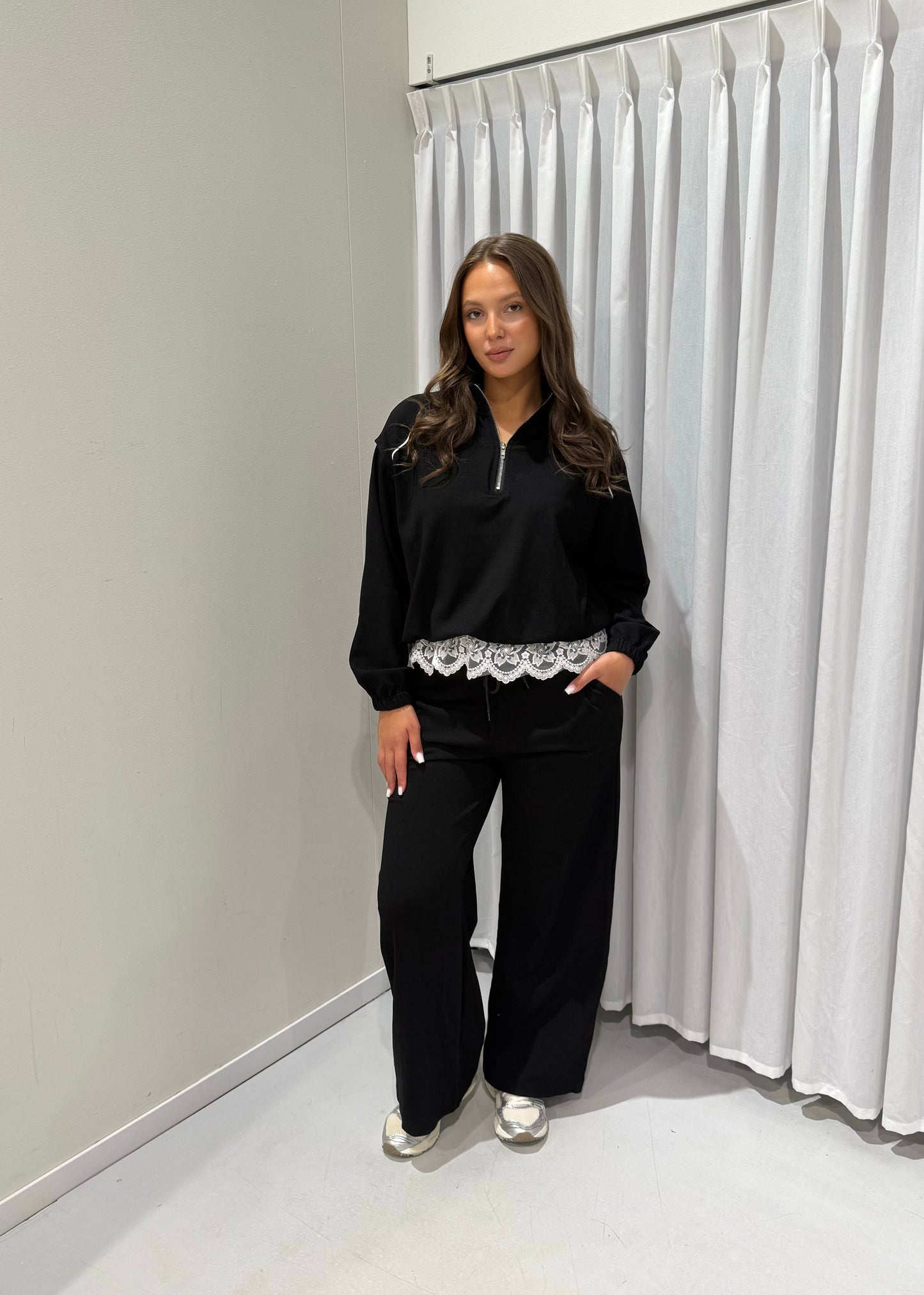 Liyana joggingset black