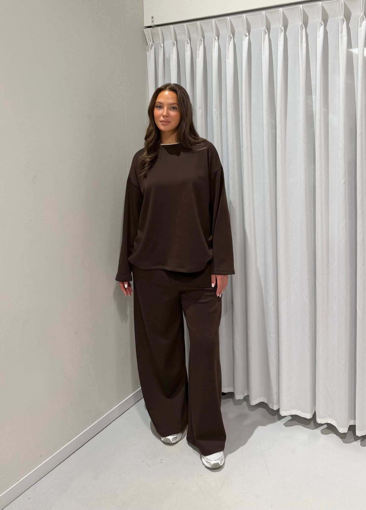 Loesje 2-piece set brown
