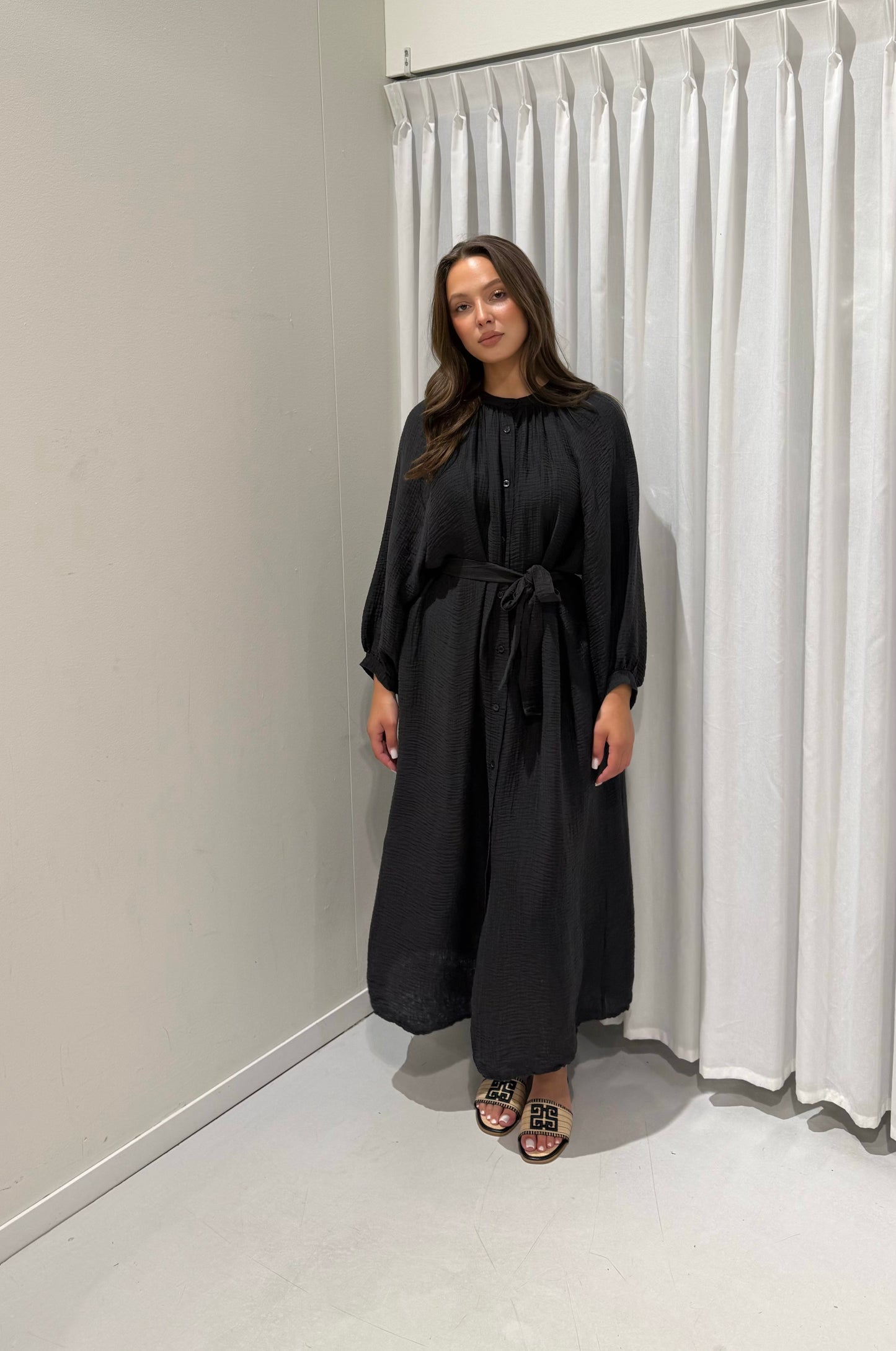 Abigail dress black
