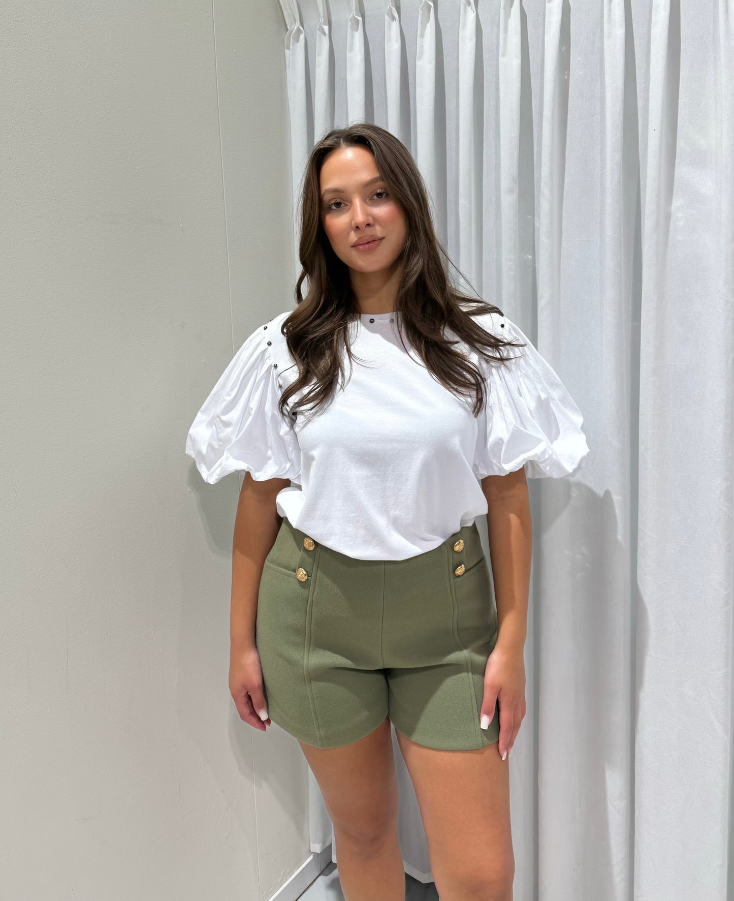 Kai top white