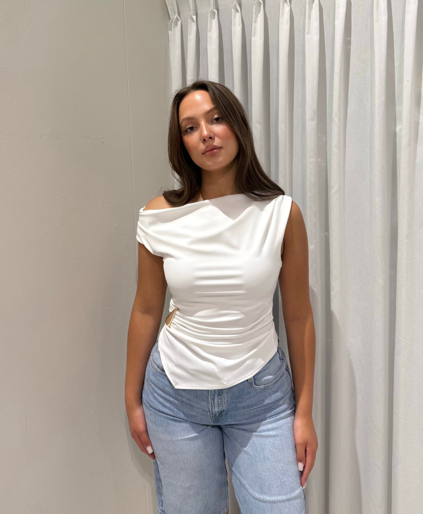Alma top white